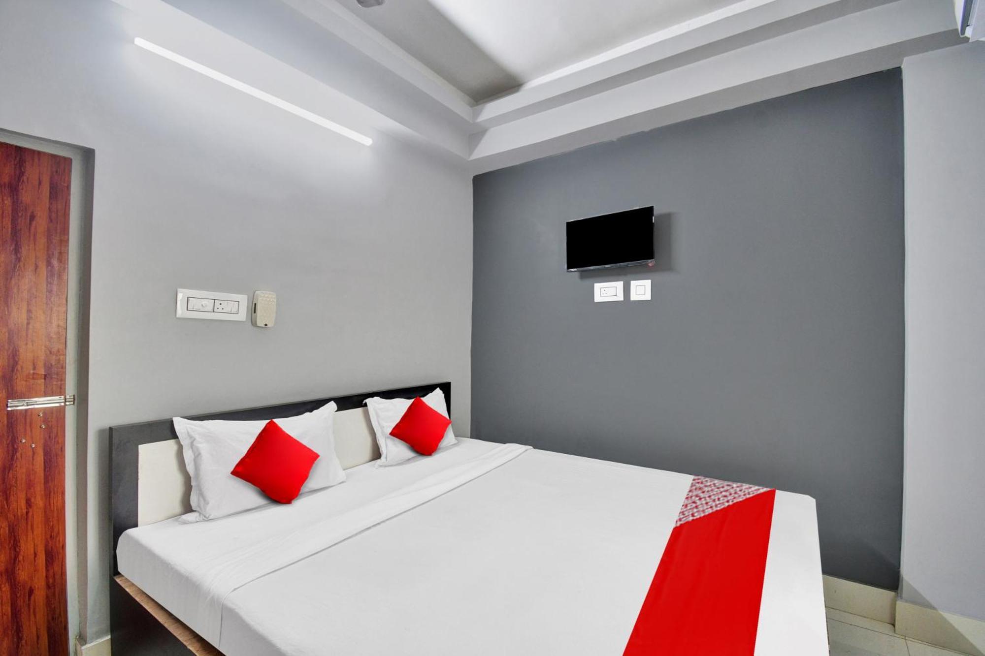Super Hotel O Royal Empire Kolkata Exterior photo